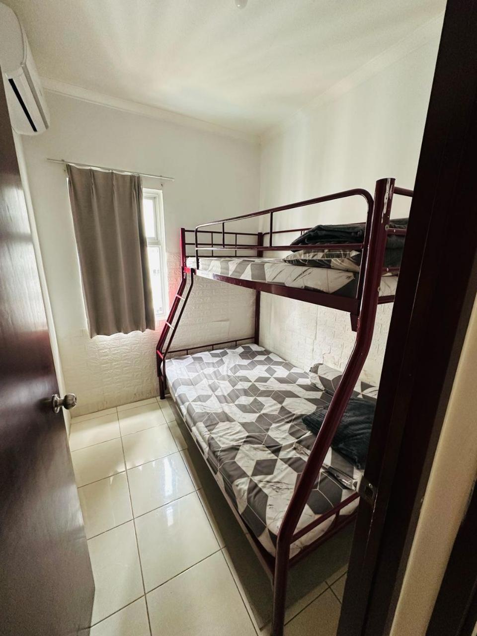 West Mgr2 - 2 Bedroom Jakarta